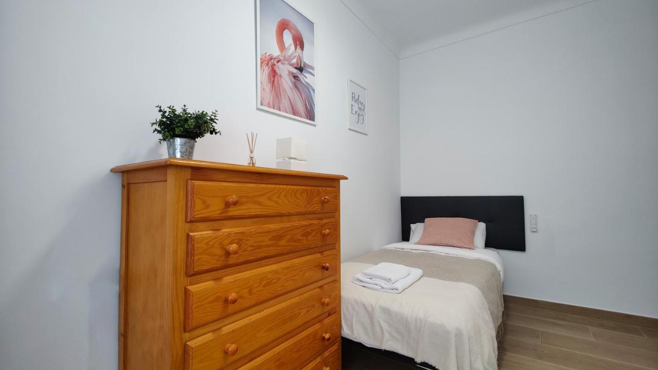 Parralue Beach Front Home 貝尼多姆 外观 照片